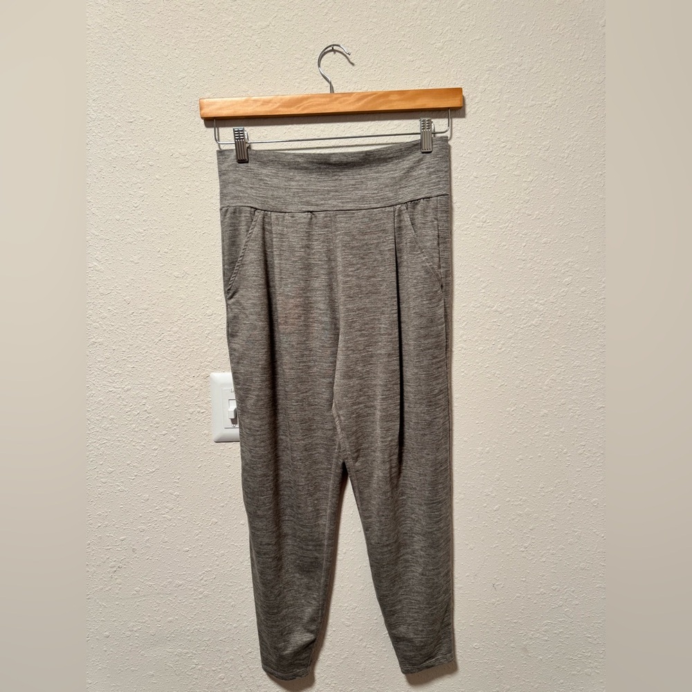 Vuori Lux Harem Pants
